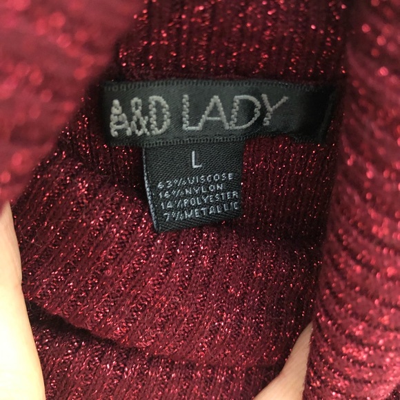 3/$10 Dark Red Sparkly Metallic Turtleneck Tank Top XS Festive Layering - Picture 7 of 9